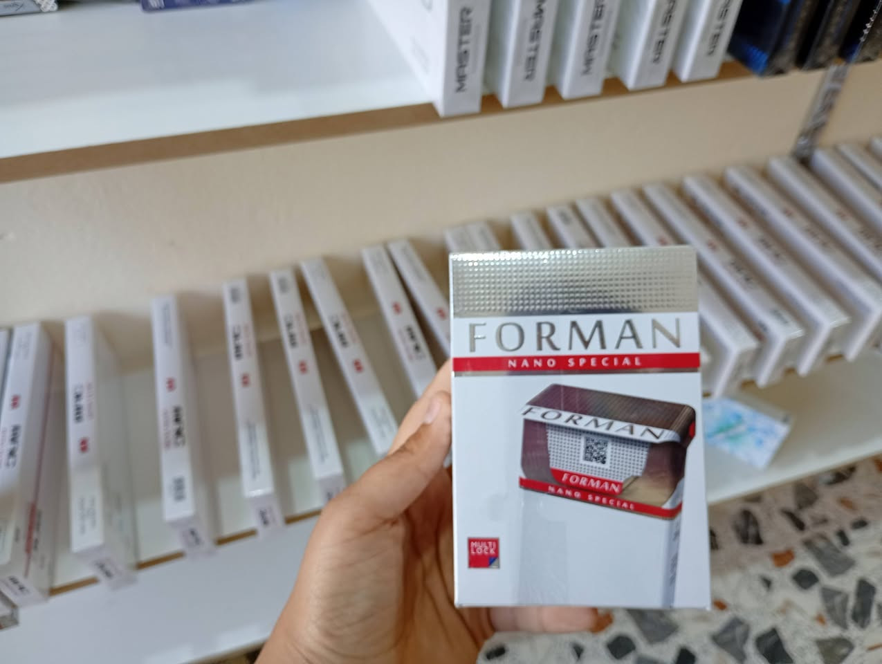 جملة سيد الدخان
توفر لدينا من جديد أجود أنواع السكائر 
📍العنوان: الحمزة الشرقي – الشارع العام
شارع حمزة رميثة
بأدارة 
📞 ذوالفقار *********** / سيف ***********
#سيد_الدخان
