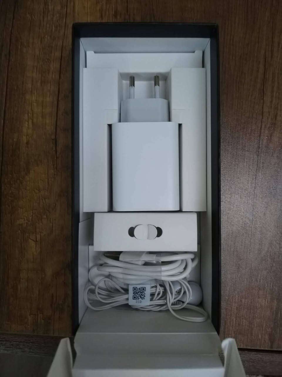 السلام عليكم 
انفنكس هوت 60i جهاز مستخدم اقل الاسبوع الله شاهد جديد شخط مابي كامل مكمل كارتونه سماعه مالت الجهاز والشاحنه مالته السعر 215 بي مجال بسيط


**إذا كنت صاحب هذا الإعلان وتريد حذفه لأي سبب، رجاءا أرسل رسالة إلى الدعم الفني**