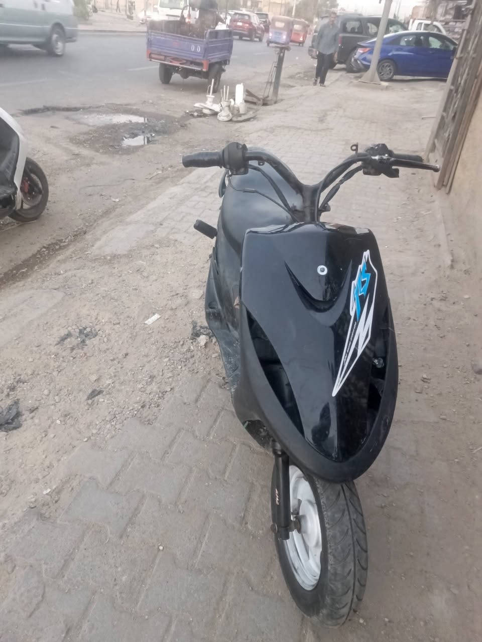 ب 200 قفل مستعجل عليهة كوم حديد ***********
