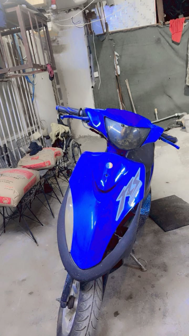 سلام عليكم ماكس عدله البيع دراجه رياضي جبتله فشك جديده مفوله دراجه والله ترتيب من بره تاخذه منه تترحملي دراجه بيه قطع تزويد اتير دهن امزويل اله دراجه تاخذه منه كفلك مكينه كامله سعر 500بيه مجال ولي يخابرني يدلل وهاذه رقمي ***********
