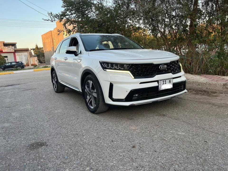 كيا سورنتو خليجي
رقم بغداد الماني بسمي 
موديل ٢٠٢١
لون ابيض 
٦سلندر ٧ راكب 
فول مواصفات بدون فتحة 
بصمتين: تشغيل وتقفيل 
هند بريك بصمة 
الباب الخلفي كهرباء 
مانع انزلاق وانحدار 
اوتو هولد توقف ذاتي 
نظام ايكو درايف 
تحكم استيرن فول 
حاكية / ابلوتوث/ اوكس 
اكيورة بلستيرن 
شاحن وايرلس 
تشغيل عن بعد 
كشنات جلد اصلي 
كشنات ٢ كهرباء 
شاشة اعطال بلدشبول 
كيجات السرعة زئبقية 
شاشة الدشبول الكترونية 
تحكم استيرن فول 
نظام ايكو درايف 
نظام سبورت ورياضي وعادي 
جي : بي: اس خرائط طرق 
اريل ابيض طيارة 
كشنات تدفئة وتبريد 
كامرة دوارة اصلية 
حساس امامي وخلفي 
مري شفط مع القفل 
داخل ابيض سادة
تبريد ابيانو لمس 
تبريد ٣ قطع ثلج 
اضواء ترحيب بليدات 
علامة سورنتو بلدوسة 
لد امامي وخلفي 
لايت زنون اصلي 
لايت اسود ٥ عدسات
اشاير بلمري 
يدات نيكل اصلي 
ويل اكروم ١٩
تخم تاير جديد لك 
ماشية ٧٠ اصلي من زيرو عدنة
كير ومكينة وصدر وحدادية وتبريد كفالة عامة
بدون ضربة وتبديل وصبغ وباردواشخوط عدى بارد بسيط فقط
سيارة جديدة وجاهزة مال بيت على وضع الشركة
الرقم الدولي الجديد/ هزة جديدة / سنوية جديدة 
البصمة الثانية ممستخدمة// كتلوكات الشركة ممستخدمات 
السعر ٢٥٨$
***********
