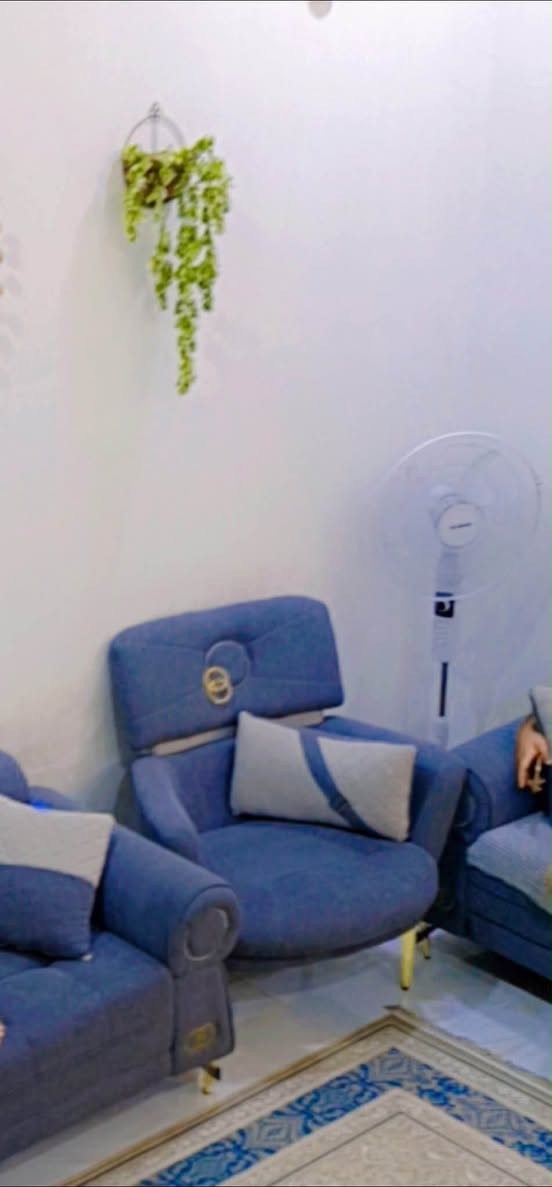 تخم نظيف جديد للبيع ٣ قنفات ٢ كراسي 
سعره ٦٥٠وبيه مجال العنوان/ الجمعيات عمارة, ميسان


**إذا كنت صاحب هذا الإعلان وتريد حذفه لأي سبب، رجاءا أرسل رسالة إلى الدعم الفني**