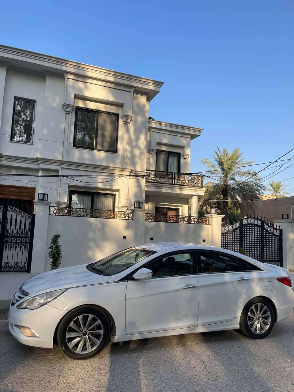سلام عليكم سوناته البيع موديل 14خليجي بيه جاملغ صبغ وباب مفتوح فقط بدون داخل كير مكينه حداديه تخم تاير تبريد كله جديد مكينه 2400دوش مامفتوحه رقم بابل بسمي السعر 115وبيه مجال بسيط مكان بابل رقمي ***********
