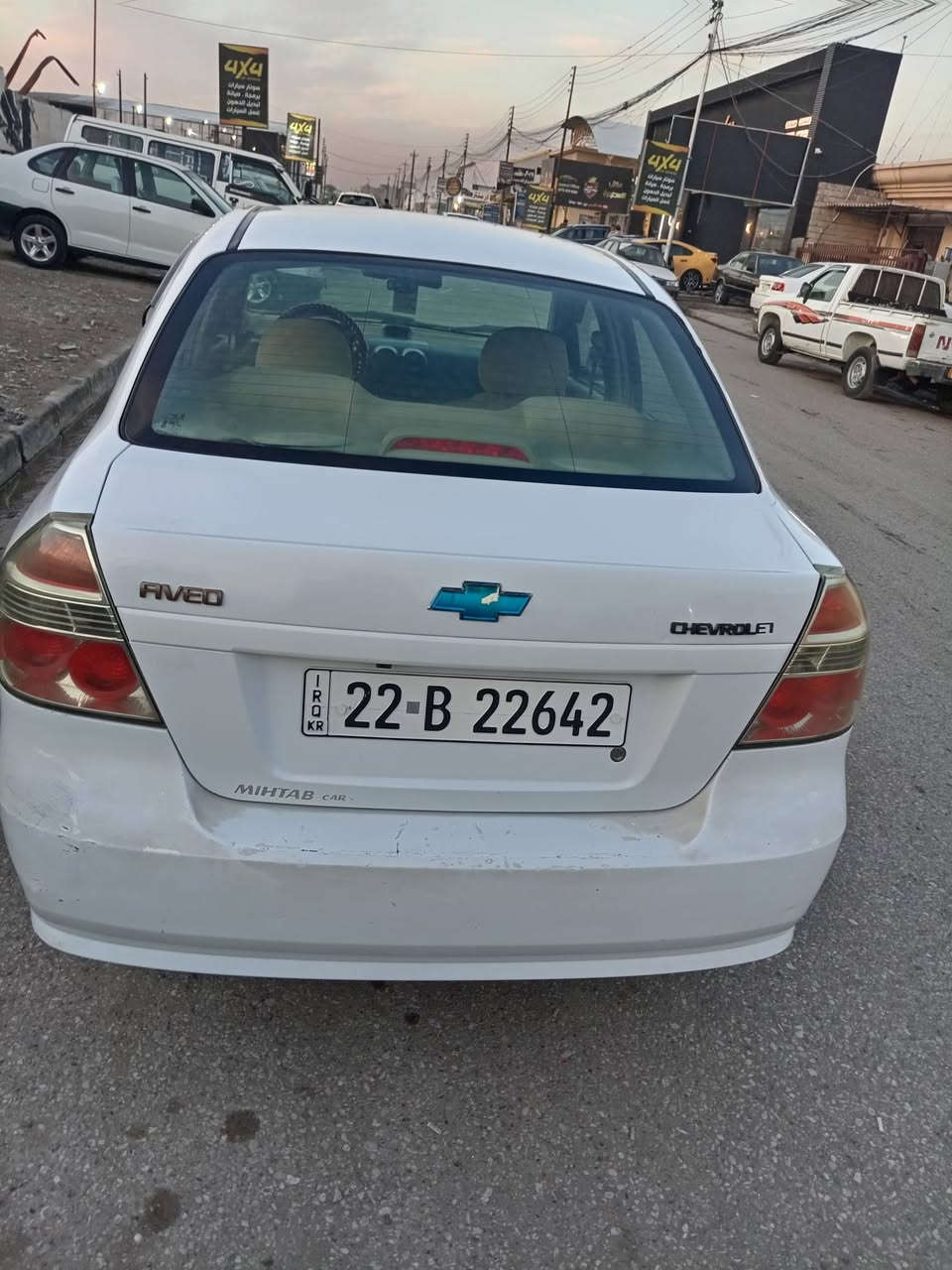 سيارة افيو مديل ٢٠١١ بدون صبغ بيها شويه عل بارد محرك وكير نضيف بيها كربون بنزين صاحبها الشرعي بل الموصل هزه ماصاقطه محرك استرا سعر ٧٢ استفسارعل هذا الرقم ***********
