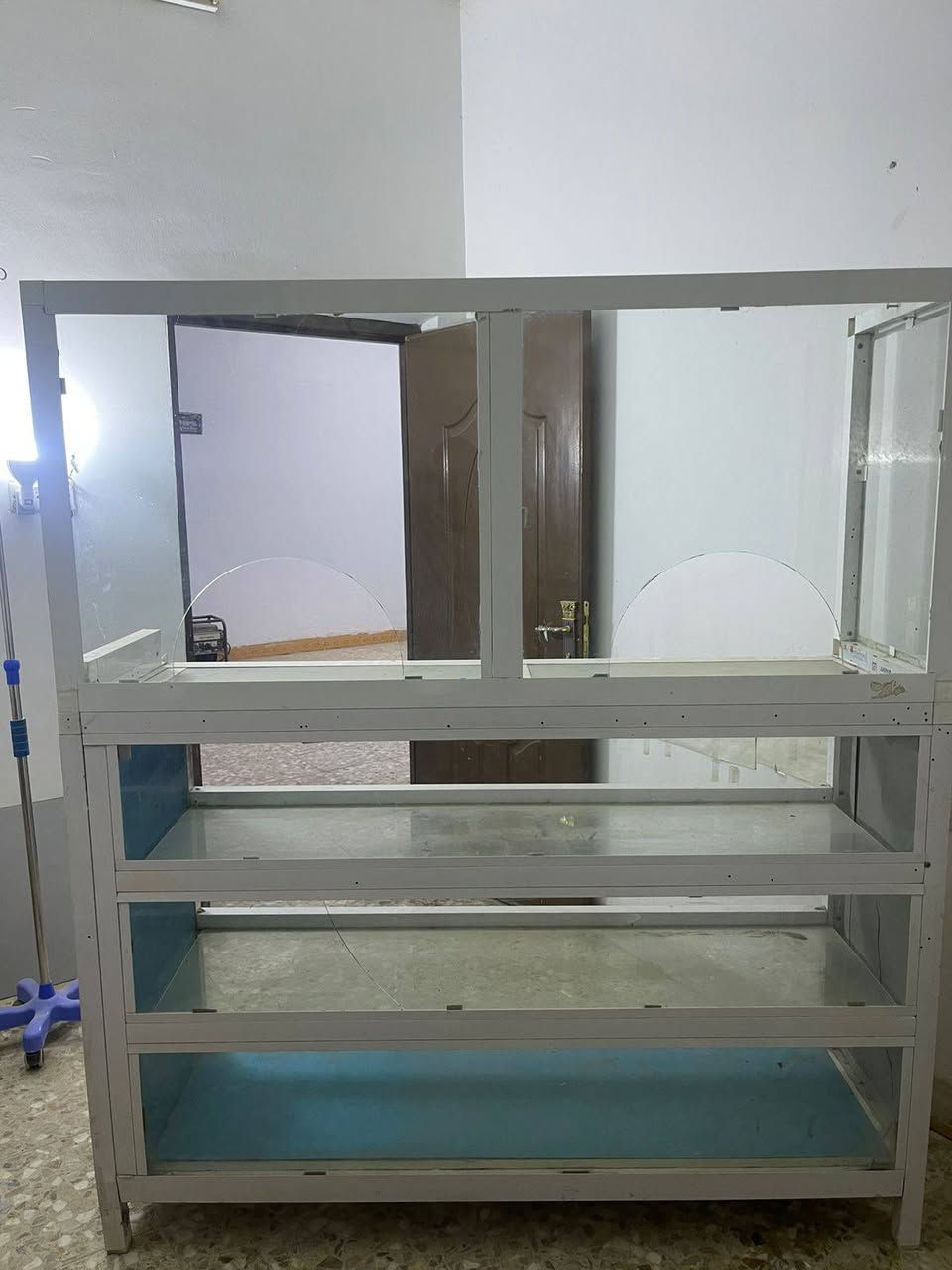 السلام عليكم
لوكرات ألمنيوم للبيع 

وميز 

سعر اللوكر 250 وبي مجال

للاستفسار  ‏‪***********‬‏

العنوان سوق الشيوخ العكيكة
