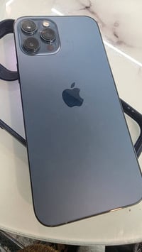 آيفون ١٢ برو ماكس • ٢٥٦ • طخة بالشاشة