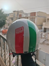 خوذة إيطالية • أصلية ١٠٠٪ • مقاس M ٥٧-٥٨