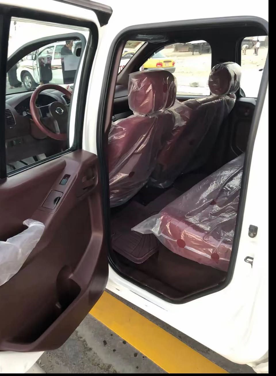 السلام عليكم ، نيفارا 2012  SE  مشروع وطني ب اسمي  وسنويه جديده وجاهزه من كلشي تبريد تخم تاير ، عليها ادامه كامله و وترتيب كامل رتبتها وحداديه وشاشه خليت الها وكاميرا خلفيه رقم ديالى كفاله من الضربه والشخوط ، كير اوتمايتك السياره جديده وحلوه ومابيها اي نقص ، اخذتها بيها نقوصات كلهن رجعتهن وضبطتهن وسياره كلش نضيفه تعجبك ،
ملاحضات بسيطه صارت بيها طخه بين البابين وصبغتها وموجود السونار ، سياره مرتبه كلش ، والسياره موجوده ب ديالى واني حاضر وسونارها موجود اكرر واذا يعجبك تاخد سونار وين مايعجبك، عارضها ب 121 وبيها مجال بسيط
*********** للاستفسار الاتصال ع هالرقم
