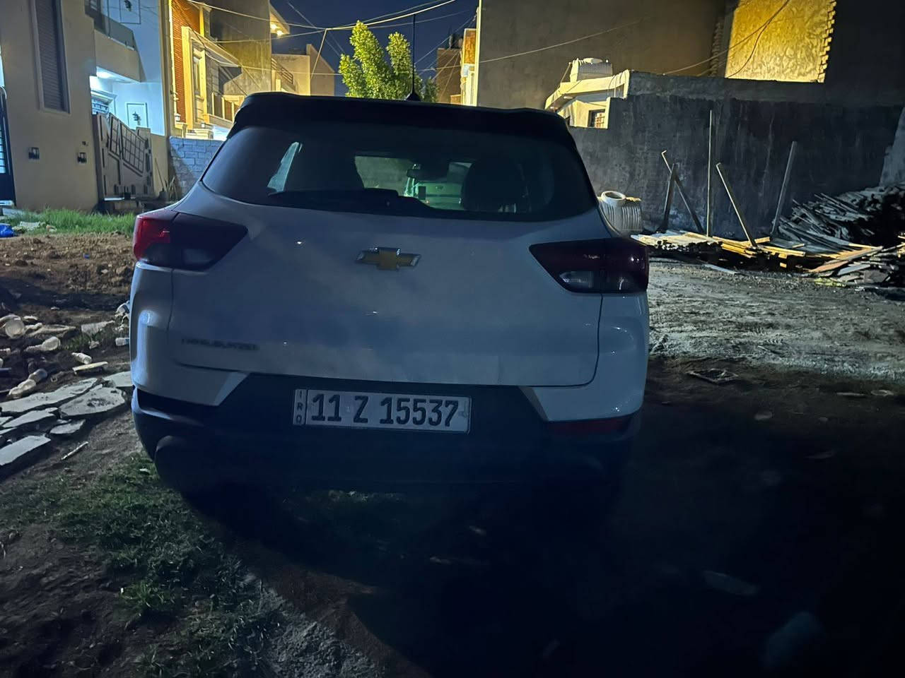 السلام عليكم
للبيع 

تريل بلايزر2023 LT

رادار امامي مع رادار مري جانبيه

شاشة (كاربلي+اندرويد اوتو) 

كامرة

مثبت سرعة

تحديد مسار

سويج السيارة 

وباقي مواصفات الLT

محرك 1500 تيربو 

 رقم بغداد تحويل ثاني يوم 

الضرر: جاملغ خلفي وباب الي خلف السايق مبدل نفس اللون والدعاميه الخلفيه نفس اللون هم جايبها بجم كبس ايرباك برده فقط
 صدر السياره شرط شركة وترايك زيرو السياره جديده خير من الله شغل واطلع وين متحب
السعر المطلوب 150 ورقه وبيها مجال شي قليل جدا 
ملاحظة : فقط بيع 
للأستفسار *********** او ***********
