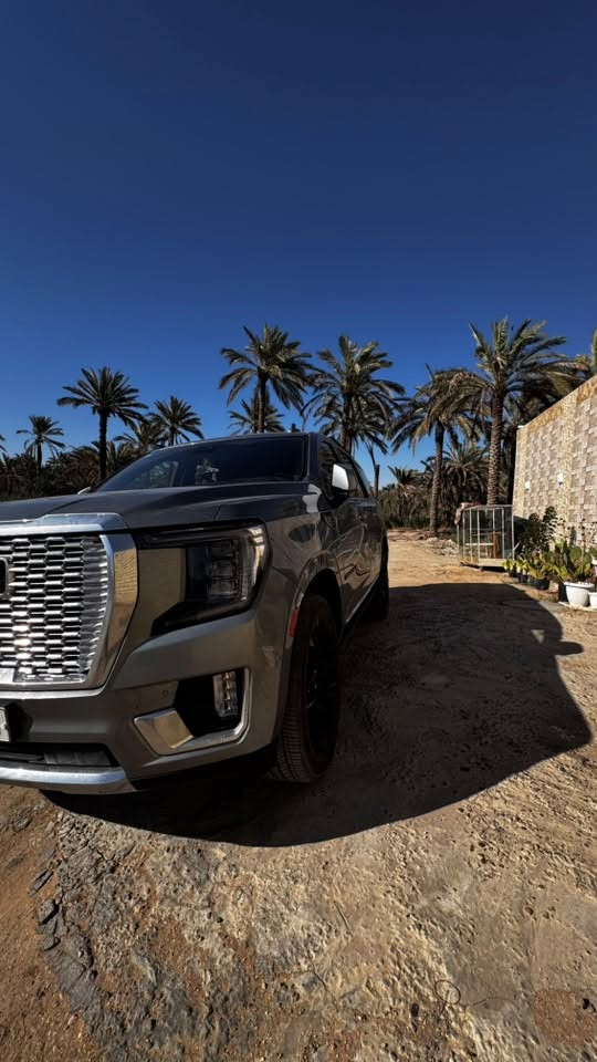 GMC Yukon 2024دينالي سبورت 
سياره مزوده بشوته رياضيه وكزوز رياضي من امريكا 
ماشيه 24 الف ميل 
ضرر موضح بصوره ومصلح بارد 

    كاميرا خلفية
سقف بانورامي
صندوق كهربائي
كاميرا أمامية
كاميرا 360
التحكم على المنحدرات
مستشعر وقوف
تدفئة المقاعد
تبريد المقاعد
بصمة
مسند ذراع
مثبت سرعة
مرايا جانبية كهربائية
نوافذ كهربائية
حساس المطر
شاشة
مراقبة النقطة العمياء
نظام المفتاح الذكي
التحكم التلقائي بدرجة الحرارة
نظام بدء التشغيل (زر تشغيل)
نظام فرملة الطوارئ
مقاعد كهربائية
8 وسائد هوائية
مصابيح زينون أمامية
مصابيح LED أمامية
نظام إنذار
قفل مركزي للأبواب
مانع الانزلاق
عرض المعلومات على الزجاج الأمامي (Head-Up Display)
تدفئة مقود القيادة
لوحة قيادة رقمية
إضاءة محيطية
أبل كاربلاي
مقاعد الصف الثالث
ABS
4×4 (دبل)
التشغيل عن بُعد
رادار
شاحن لاسلكي
🟥سعر 570$ يعني 5دفاتر و70 ورقه
 🟥مكلف بنشر 
لاستفسار اتصل
***********
