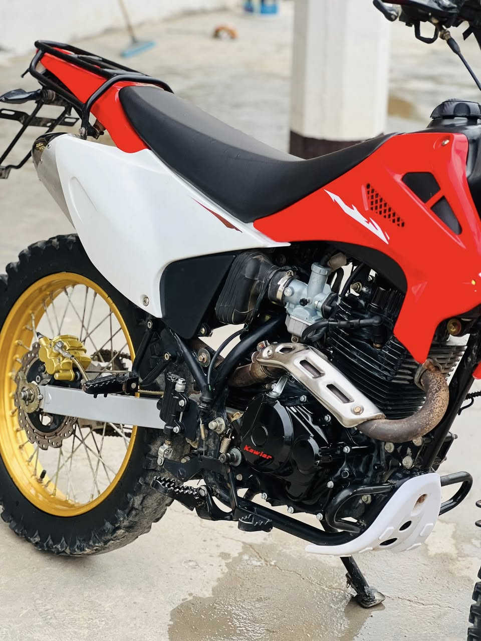 مكلف بالنشر 
قفاز موديل ٢٤طالع ب٢٥للبيع او مراوس حسب القناعه مكانه واسط العزيزيه للاستفسار ***********
