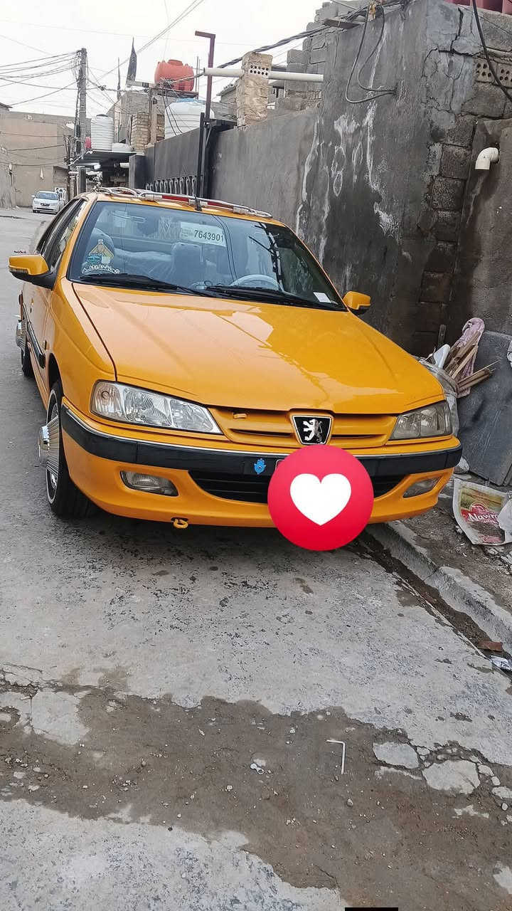 السلام عليكم بارص 21.  كله بلاديه بيه بارد بل يمنه كد شبر اوبيه صبغ بل يسره شبر فقط سياره باقي سنه وتخلص تسديد  راعيه شرعي موجود   يسدد  تريد هيه ولغراض تريد بدون غراض     سياره مال بيت  ما مشتغله تكسي ابد   سعر اتصل ودلل

    المكان بغداد مدينه الصدر قرب كسره اوعطش   ***********
