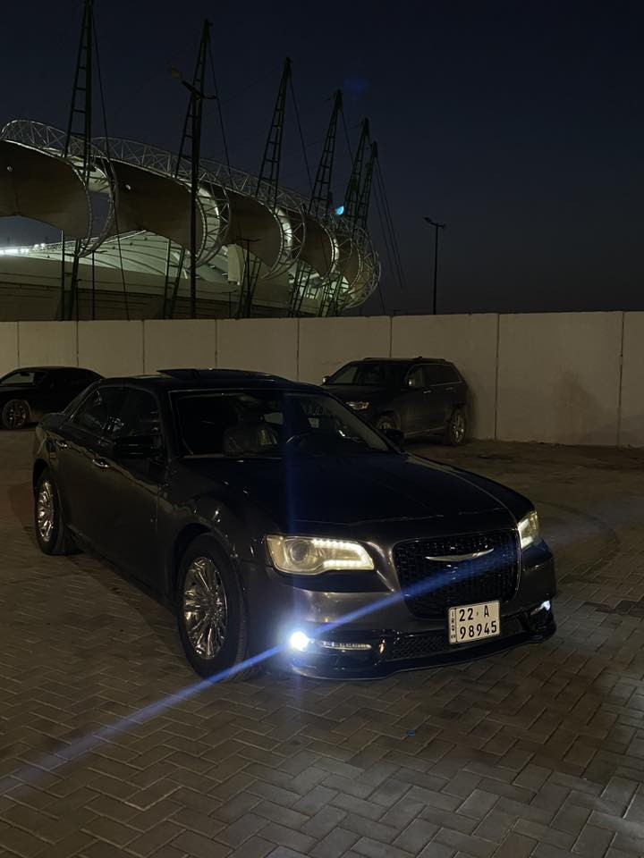 السلام عليكم 
اوباما مديل ١٥ C فول مواصفات للأخير ١/١ معروفة مواصفات الفول مايحتاج احجي بيهن

ادوات ادوات كصة جنطة متؤمة طبق الأصل 
السيارة نضيفة كلش وشوفت عينكم 
سعرها ٨٣ وبيها مجال شي بسيط بيع او مراوس حسب القناعة *********** مكاني بصرة
