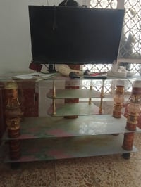 ميز بلازما • بدون تلفزيون