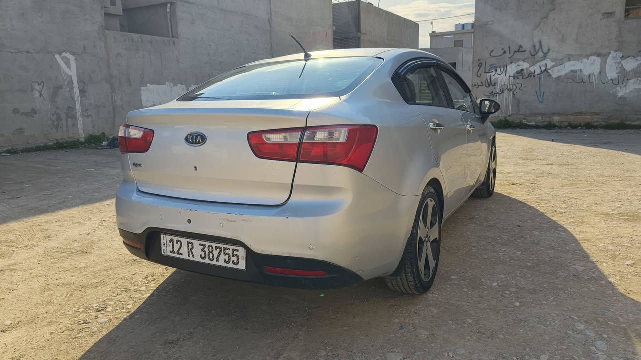 السلام عليكم
كيا ريو للبيع 
موديل 2013
رقم نينوى جديد مسطرة
المواصفات تحكمات استيرن
كروز سرعة جامات كهرب
شاشة ايباد كاميرا دوار
السنوية بأسمي 
ثلاث قطع صبغ 
باب السائق بي معجون وصبغ
البوند مطوز
جاملغ اليمين امبدل ومصبوغ 
السقف بداية تقحيل
وبيها بعض الملاحضات
المكينة جيدة لاصرف ولا نفخ
الكير جيد لاصفنة ولاتأخير
شرط التبريد والتدفئة
مكان السيارة موصل حي التحرير
السعر 82 ورقة وبيها مجال بسيط
للاستفسار الاتصال على الاقام
اسيا ***********
كورك ***********

