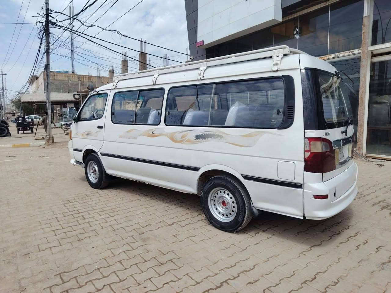 السلام عليكم  فتون للبيع موصليه وسنويه عظم عاج موديل2014 وصل خط وبحث مصفرات  بيها وكاله ام باركود  سياره كفاله عامه من كلشي السعر 40 وبيها مجال مكاني نجف مامتواجد ع فيس هذا رقم مبايلي ***********
