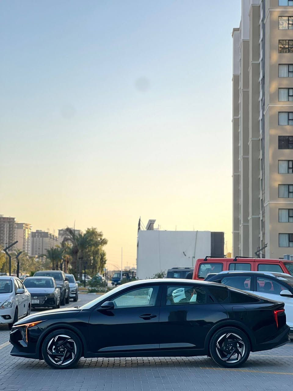 يا الله ‎
كي فور EX  2025 k4 
محرك : 2000 دوش مرغوب
وارد : اميركا 
ماشيه : 14 الف 
مواصفات  Ex 
1_بصمة 
2_تشغيل عن بعد 
3_ بصمة ابواب 
4_ بصمة جنطه 
5_شاشه متصل حجم كبير 
6_فول قيادة ذاتيه مع تحديد مسار 
7_فول تحكم ستيرن 
8_تبريد متصل مع شاشه لمس 
9_منافذ شحن خلفية 
10_سايد بريك كهربائي 
11_مانع انزلاق 
12_نقط عمياء 
13 _ تحكم وضعيات قياده
14_رادار امامي وخلفي وجانبي 
15_فول حساسات توقف ذاتي 
16_لد امامي مع عدسات زنون
17_لد خلفي 
18_شحن واير لس 
19_كامره خلفية دقه hd 
20_ويل كب بلاد 
السياره عليها دوشمه كامله ارضيات وكشنات 
ولدات داخليه متغير 

مرقم اربيل كامل ( تحويل مباشر )

حادث سياره 
بنيد صبغ فقط  
باقي سياره كفاله عامه ع اخير 

عنوان :بغداد الدورة 
السعر : 169
استفسار :***********
