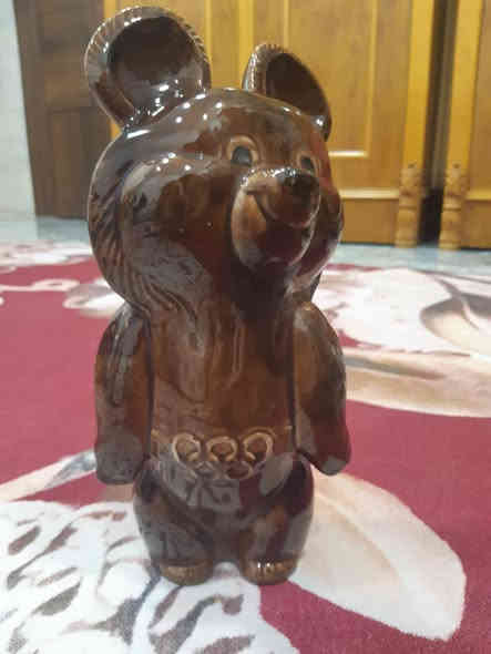 للبيع تحف ولوحات الراحل خالد الرحال
***********
