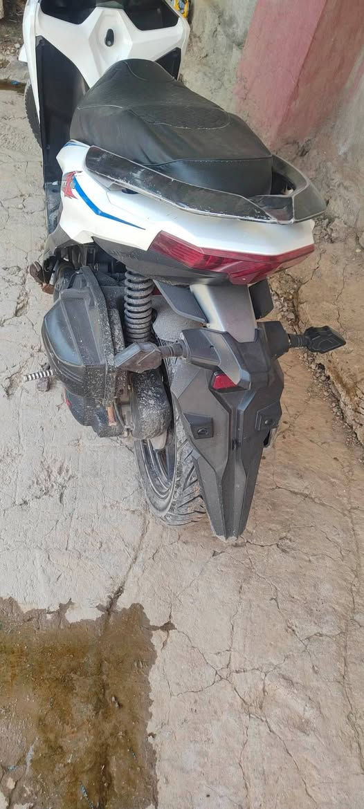 دراجه هونده للبيع ***********
