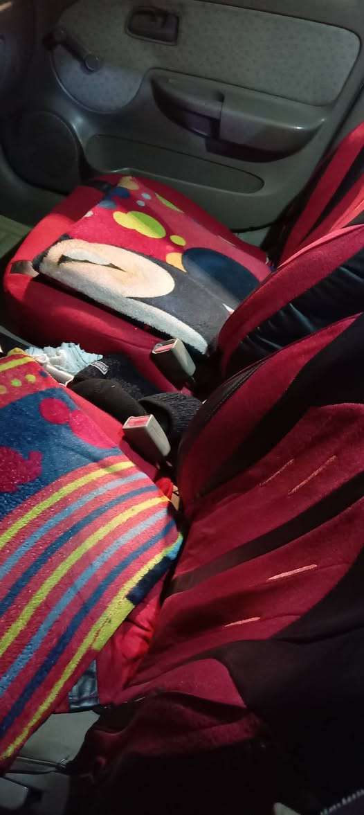 كيا ريو 2005 كير اوتماتيك وتبريد وتخم تاير ورقم دولي رقمها بابل  مصبوغة عام العنوان واسط الحفرية 
رقم الهاتف ***********
