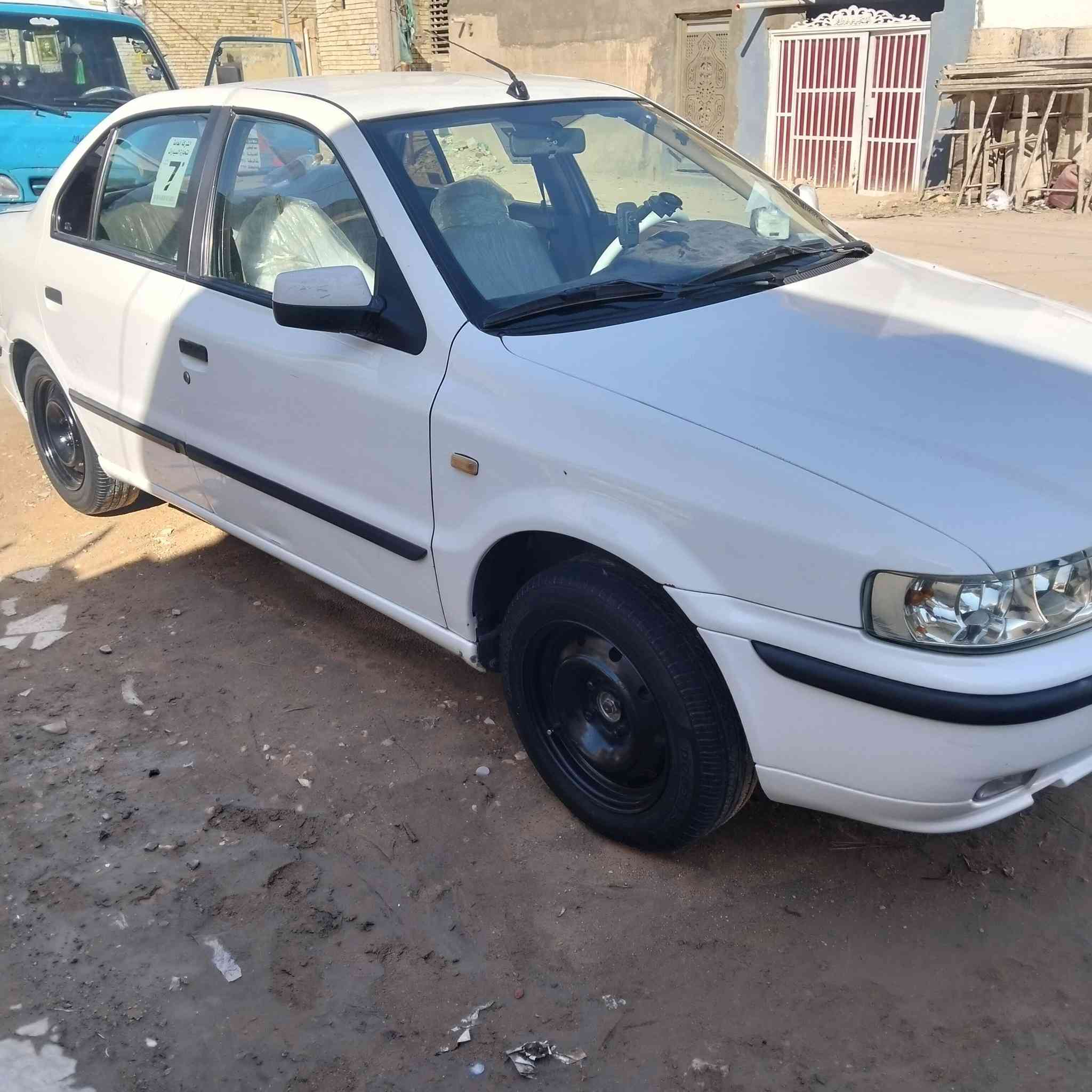 السلام عليكم سمد موديل 12 سياره بيها قطعتين صبغ السعر 46.    ***********
