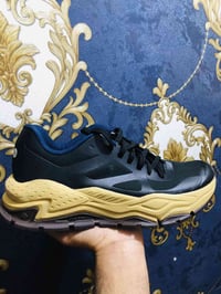 رياضي • مقاس ٤١ • توصيل