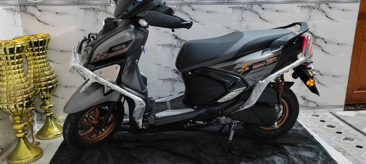 زت آر. زيرو. صفر كيلو 
اللون البرونزي  الحديث الحفر
الاستفسار ***********. واتساب موجود
