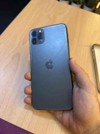 11 برو ماكس ذ256  بي فطر بلضهر   للتواصل خاص او الاتصال 07832986215