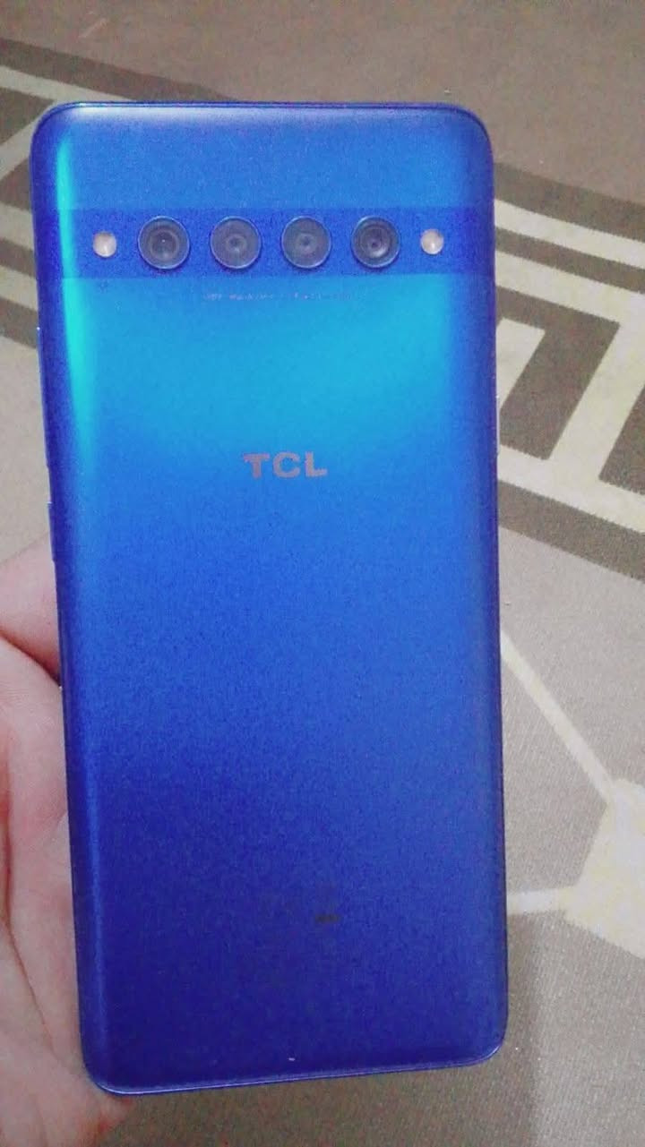 جهاز TcL ذاكره 256 الجهاز نظيف فول ماخذه 450 عارضه ب 250 وبي مجال بسيط مكاني بغداد جسر ديالى القديم *********** الشراي يتصل
