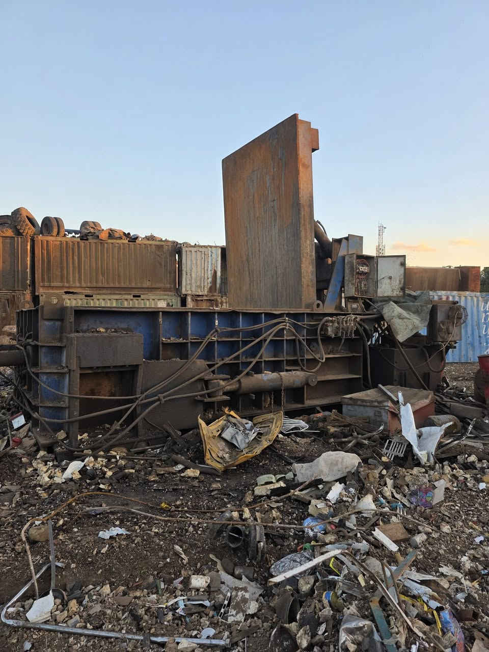 مكبس للبيع مكان بغداد 
***********/////***********
