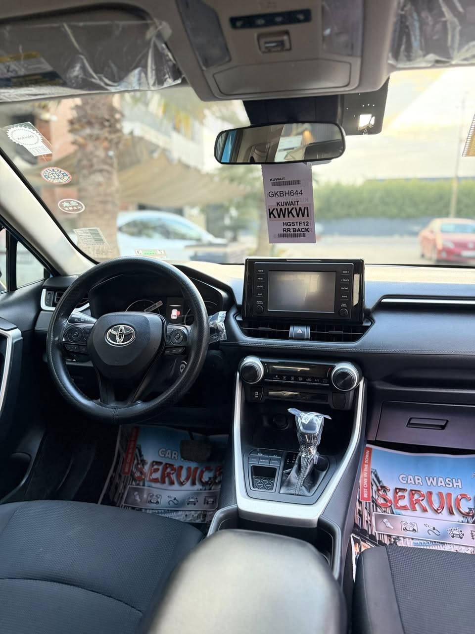 للبيع تيوتا RAV4 ٢٠١٩ فئة LE وارد أمريكي حادثة موضح
بالصور صبغ نص البنيد ونص الجاملغ الأمامي الايسر الدعامية مبدله نفس اللون بدون صبغ 
محرك كير تبريد حجر بيئة صدر كله كفالة 
رقم بغداد الجديد وهزه جديده
حجم المحرك  2500   
ماشية ٧٠ 
رادارات
٣ أنظمة قيادة 
نظام الخرائط (GPS).
المصابيح الأمامية LED. 
مانع انزلاق 
شاشة كبيرة  
كاميرا 
ويل كب نيكل  
نظام كروس تحديد السرعة
حساس ظغط الاطارات
السيارة جديدة جدا وبدون أي نقص ادامة كاملة 
_____________________
العنوان : بغداد /الكرخ   
السعر :  ١٨٣ $  وبيه مجال 
رقم الهاتف : *********** /***********
