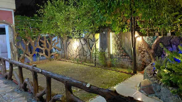 عقار تجاري للبيع مساحة 375م ... موقع العقار سايدين بين ساحة الاحتفالات ودائرة المعوقينن..
لباقي المعلومات و الاستفسار الأتصال على الرقم التالي...
***********
***********
