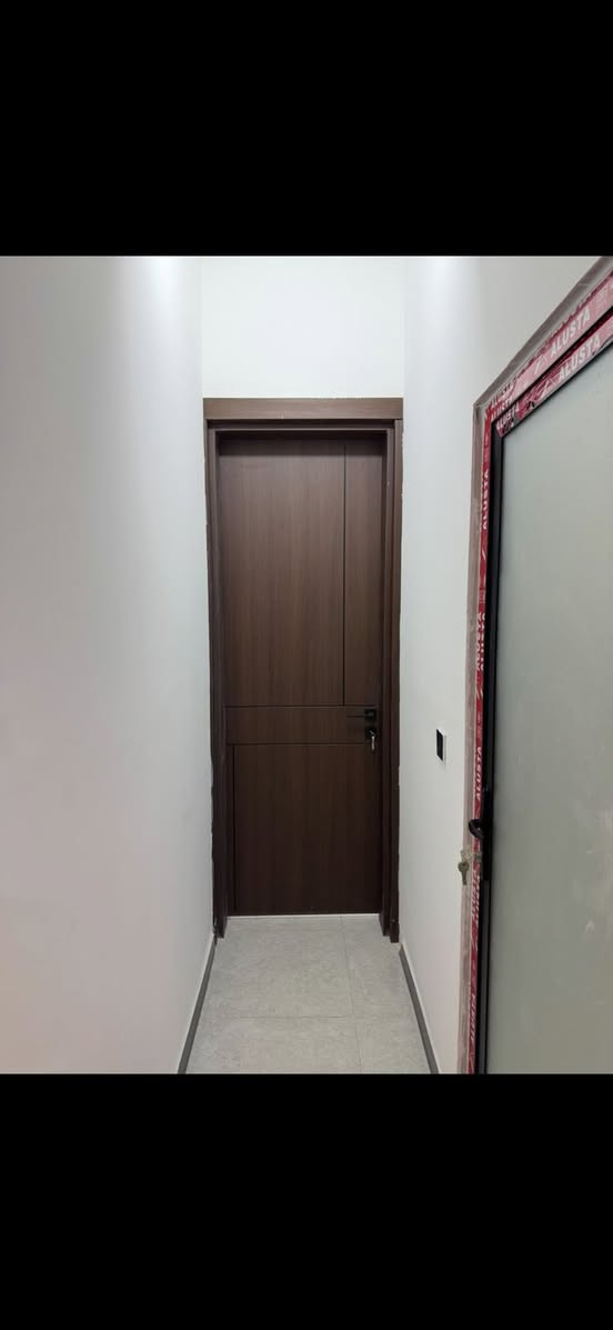 فرصتك لامتلاك بيت بطابو صرف مساحات 50 م   عرض شارع 20متر
بتصميم حديث وأنيق، موقع هادئ  وقريب من كل الاحتياجات.

مواصفات البيوت: عرض شارع 20 متر 
✔️ 3غرف نوم واسعة
✔️ صالة معيشة بتشطيب عصري
✔️ خدمات عدد (2)
✔️ منور للإضاءة والتهوية
✔️ تصميم حديث يلائم العائلة

📍 الموقع: بغداد – حي القاهرة  – ناجي عواد  – داخل فرع افران زيتون 

📞 للاستفسار:***********
