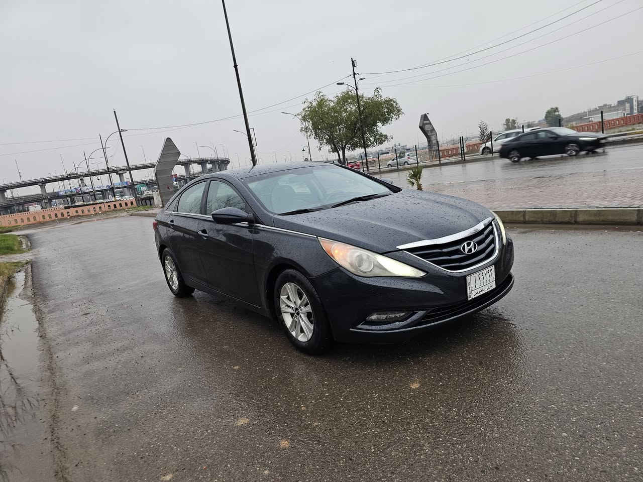 السلام عليكم 
للبيع 
السعر مناسب ١٠٢ وبيها مجال بسيط جدا 
سوناتا ٢٠١١ وارد امريكي 🇺🇸
محرك ٢٤٠٠ 
كير ومحرك كفاله 
نص فول مواصفات 
تحكمات استيرن جهتين 
نضام ايكو 
مانع انزلاق 
تبريد بيانو ٨ سرعات 
رقم نينوى مشروع وطني سنويه لل ٢٠٢٨
السياره جاهزة ما يحتاجلها مصرف 

بيها صبغ جاملغ خلفي + باب الخلف النفر بدون دواخل بدون ايرباك شرط 

 رقم التلفون ☎️☎️
***********
