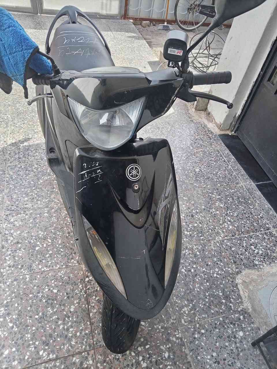 ماكس عدله للبيع
دراجه مكفوله من الكهربائيات والمكينية دراجه خير من الله كهربائيات كلها شغاله ماعدا الكيچ مال بانزين يطفر مايشتغل تجي تشغل وتطلع دراجه حلوه مرتبة السعر 850 العنوان الحسينيه مال الراشديه للإستفسار الاتصال على ***********
