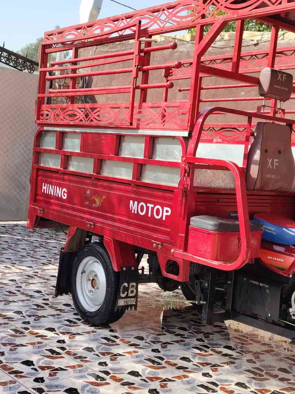 يالله((مكلف بل نشر))  ستووته 2023 ماخذه العام بالنايلون كبل شديت اله لوحات رقم انكليزي سنويه لحد 2030  برغي واحد مابيه نقص مكفوله وبلادي مال جناي 
الستوته متعوب عليه كد فلوس هوايه لوحات ومحجل فخم   وتغليف كلهن كت فلوس.. سعره 3600 وبيه مجال هسه المرقم من مكانه 4ملاين بدون محجل وتغليف ستوته كله بلادي رقم الهاتف ***********
