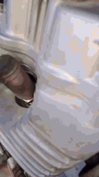 ماكس قجمه للبيع... حاويه 49 قبل اسبوعين طالعه من الحاويه مكاتبه موجوده شغاله سلف هندر اشاير لايت بك لايت ما محطوط عليها اصبانه تجي وتشوف بعينك دراجه نظيفه بمعنى الكلمه. السعر 975 قفل قفل بدون امداهر المكان البصره الاهوير الرقم ***********
