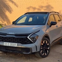 سبوتج فول موصفات السياره بيه بنيد وشويه بجملغ الايسر بدون دواخل السعر ...