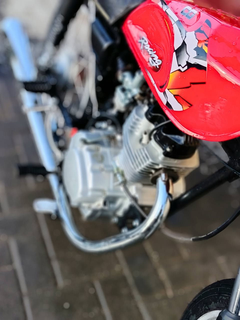 دراجه البيع  ايراني سعره ٦٥٠ وبيه مجال الإتصال *********** واتساب وشريحه
