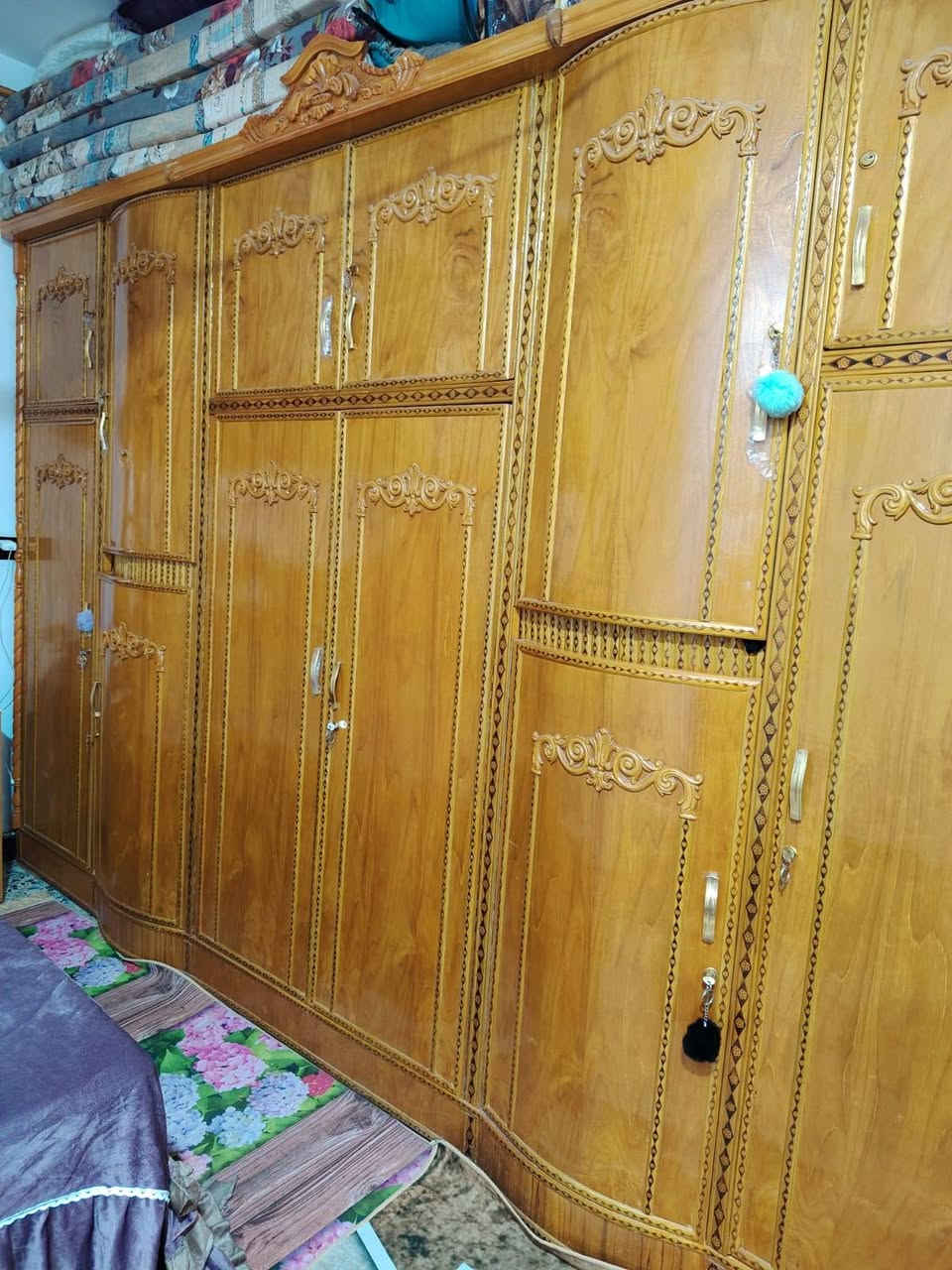 السلام عليكم ورحمة الله
غرفه نجاره عراقيه تفصال للبيع
الاستخدام سنه وشهرين
المكان كوت حي الحكيم نزلت عميد جادر
 السعر 900 وبيه مجال 
التصال على ***********
او مراسله عله الواتساب
