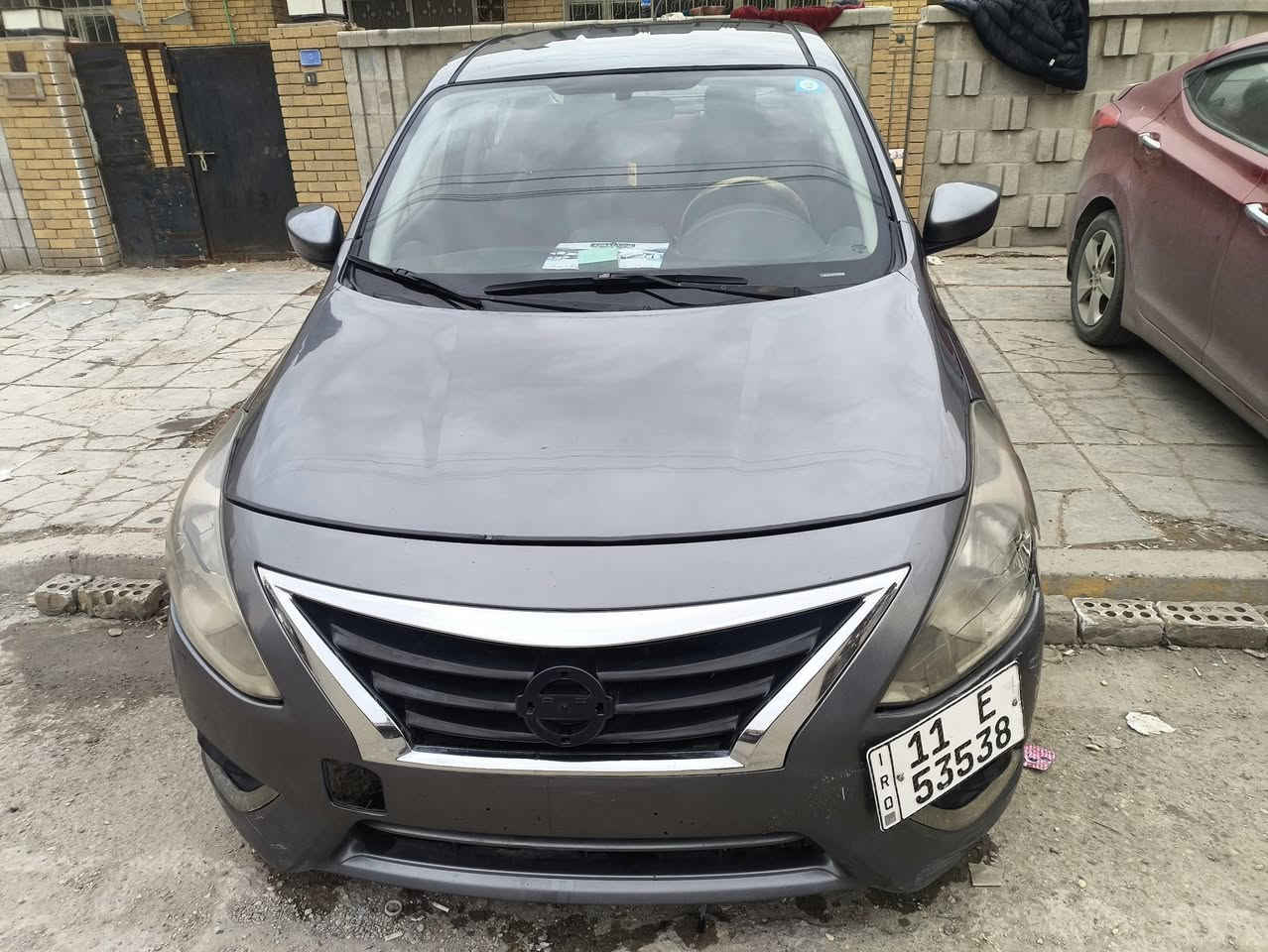 نيسان فيرسا موديل 2016 موصفات S بغداد (ثاني يوم تحويل) مكانها بغداد زيونه حادثها جاملغ خلفي وهنا بل العراق وبيه شخوط بسيطه مكحله  طبعاً سياره ليبل واحد بدون تبديل شاصي لغد مكفول بدون ايرباك منظومة تبريد جديد حدادية جديده امامي حلفي تخم تاير كير محرك مكفول لا تنقيص ولا تبخير محرك 1600حتى دهن كير بندلنه من شركه 
رقم بغداد 
جديده سياره كامله ومرتبه مابيه نقص برغي
السعر 83
وبيه مجال
للتواصل
رجائن مو شراي لا تعبني وتعب نفسك 
***********
