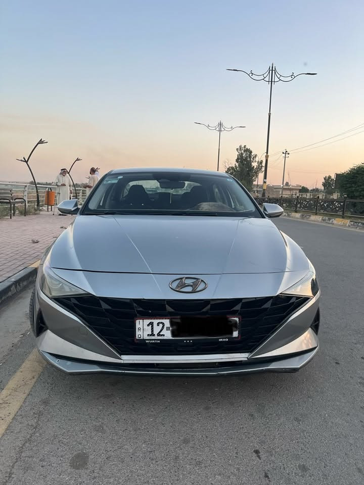 النترا 2023
محرك دوش
كير CVT
بصمة تشغيل عن بعد
صندوق ذكي
لون رصاصي
رادارات نقطة عمياء( Blind-Spot Safety)
قيادة ذاتية (Driver Assistance)
مثبت سرعة
رادار أمامي للتصادم (Forward Safety)
رادار ركن السيارة (Parking Safety)
تحكمات كاملة من الستيرن.
توقف اوتماتيكي (Auto-Hold)
فتحة USB + بلوتوث + شاشة وسطية
إيرباگز (Airbags)شرط 
ثلاث أنظمة قيادة
تدفئة كشنات امامية
⚠️ الملاحظات: 
حادثها الجاملق الأمامي
الباب الأمامي اليمين قطعة معجون والبونيد تعديل بارد
بدون دواخل
ماشية 150 كلم
سنوية باسمي وشرط التحويل 2025
السعر 138 ومجال بسيط
تواصل واتساب أو اتصال ‏‪***********‬‏
موصل
