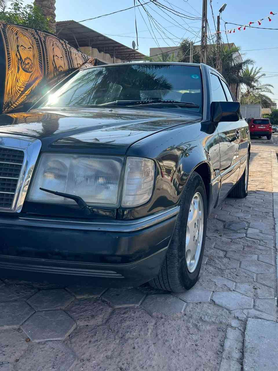 مارسيدس 1992
فول مواصفات
كشنات كهرباء
مكينه بلادي عنكبوت
مكفوله من الحادث
معمره تعمير حلو 
رقم بغداد انكليزي
مداور ثاني يوم 
.
.
السعر 68 ورقه بيها مجال بسيط
مكلف بالنشر 
***********
