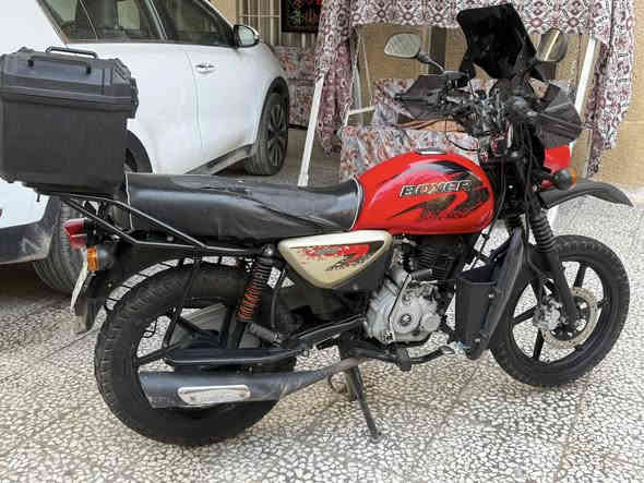 للبيع 
بوكسر 2023 مرقم بغداد بأسمي تحويل ثاني يوم

الدراجة ما بيها نقص.  السعر 2،650،000 وبيها مجال

بغداد / الدولعي. / ***********
