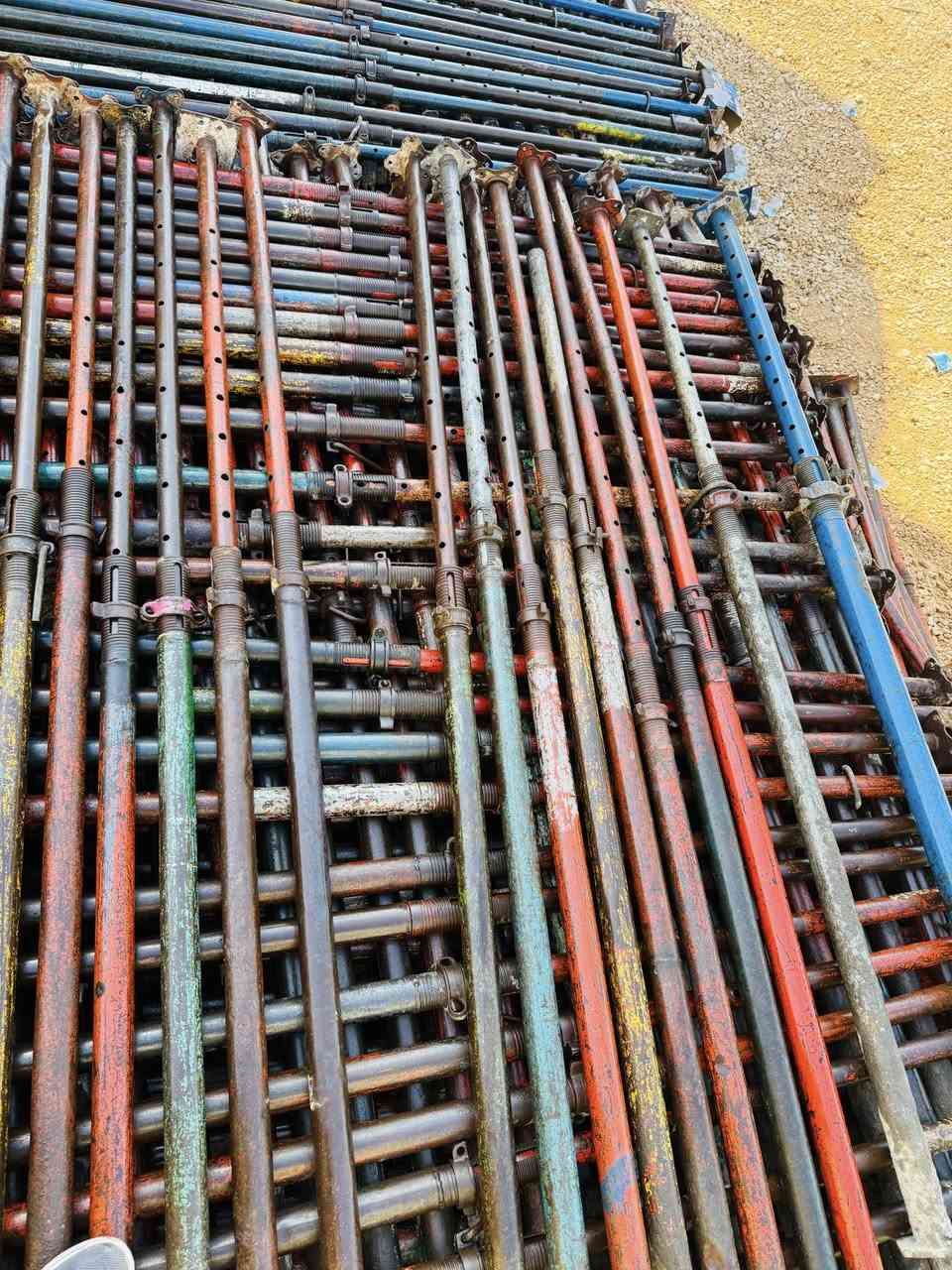 سلام عليكم جكات للبيع طول 4 متر
عجمان شرط اصلي عدد 500
حاضن تركي اصلي عدد 300
 بابل ***********
