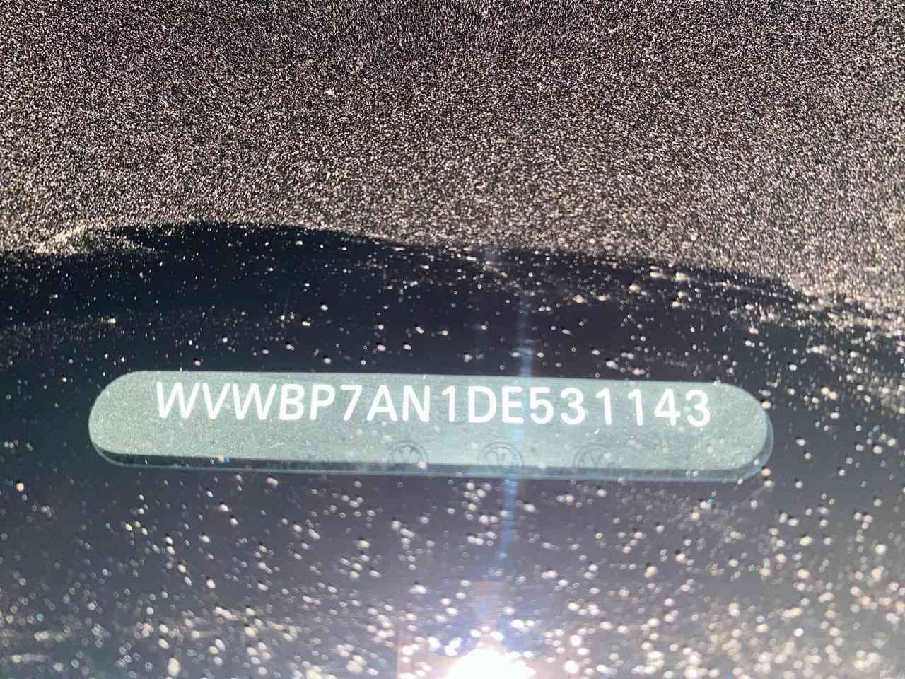 سلام عليكم
فوكسواكن باسات Cc 

موديل ٢٠١٣  اتريد تحويل او كاله 
رقم دهوك 
بدون صبغ بيها مكانين بارد جدا بسيطات اصلا ممبينات وراح رقم الشاصي موجود بل صور 
سيارة كلش جديدة وحلوة 
صيانة كاملة 
سعر 110$ وبيهة مجال بسيط 
تواصل***********
