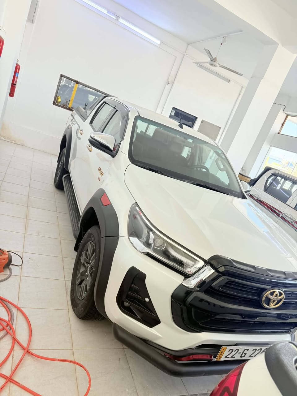 تيوتا هايلوكس تي ار دي 2024 اربيل وكاله أو تحويل كفاله عامه 
ماشيه 40الف بيع او مراوس واسط الصويرة للاستفسار ***********//*********** السعر 375 وبيه مجال بسيط
