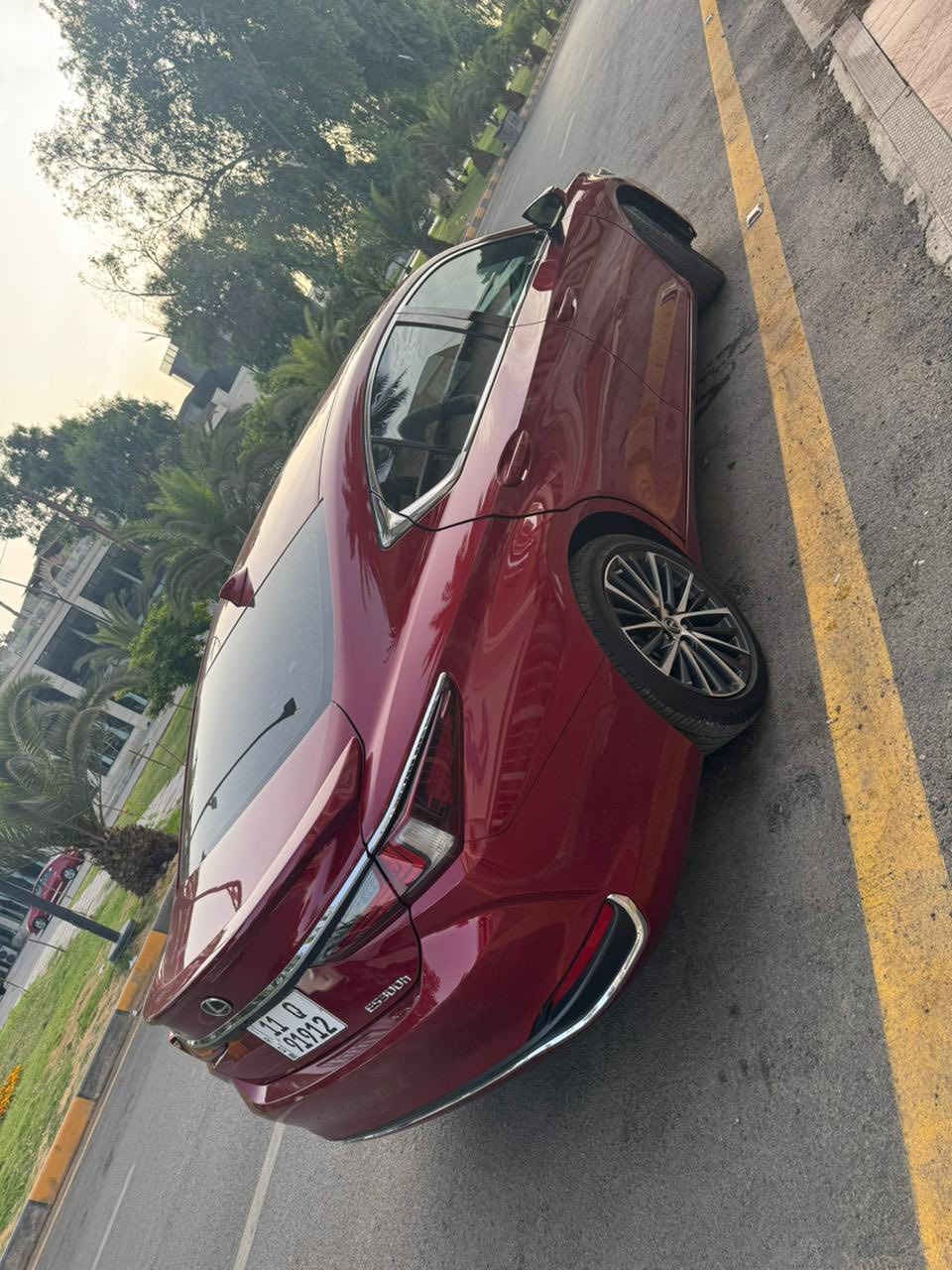 Lexus
Es300h
2023
وارد امريكا 
كلين تقرير غرق مداخل بيها مي شرط الفحص  
السيارة جايبها زيرو مباشر ولحد الان ماشية 20 الف 
وممبدل بيها ايشي شرط الفحص 
هايبرد مواصفات واضحة 
تحويل مباشر بأسمي 
اي استفسار حاظر عنواني بغداد اليرموك 4 شوارع 
السعر 31000$ 
***********
