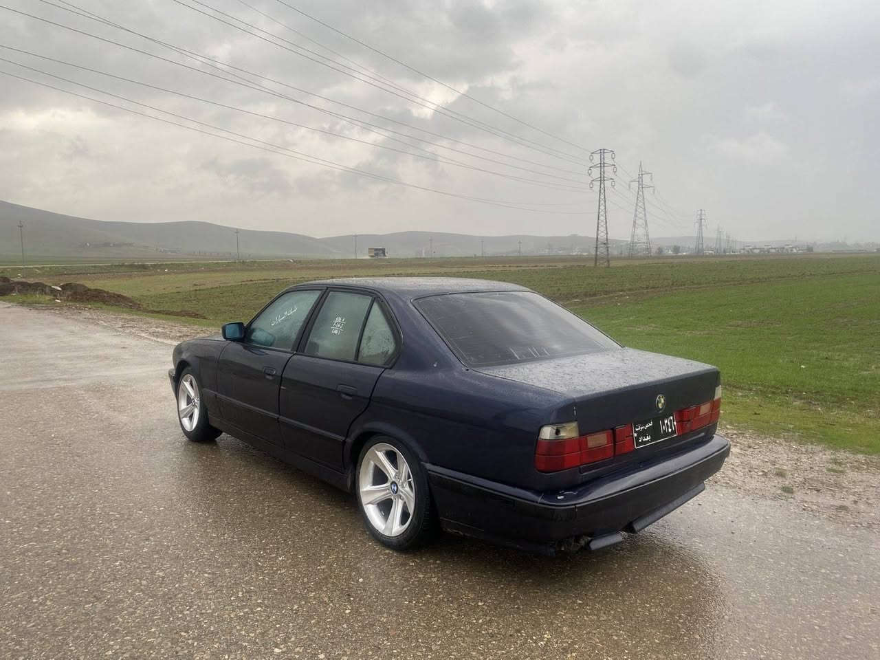 سڵاو ڕێز  خوار هەموو بازاڕ  27 ‌💸
بـیئـێـم  1993 ی قەپات مواسەفات بەس تۆماتیک نیە
 پێش و دوا ڪەپس 525 ی تاک دیجیتاڵ کەپس گێڕ عادی
چوارجام کارەبا 
سڵاید 
پێش پان 
لایت ئەڵقە و زینۆن 
تەنجیل شەش موکەبەرە بلوتوس
گەرم مەزبووت 😓
کارەبای مەزبووت 
گێڕ و مەکینە بەشەرت دوکەڵ و بوغاری نیە
تایەو ویل هامان 
ڕایتەر کارەبا 
ئاوێنە گوێ بەرخ 
ناوی کامل بەرگی تێ گیراوە شتێ تایبەت 
موس بڕاوە دەعم  بەشەرت 
سەیارەکە بەس سایەقی ئەوێ هەتا حەزکەی بەقەوەتە
ئاڕمی هەولێرە عەسڵی لەگەڵ نیە
 ئیسیساخی لەگەڵە کامل متابیق 
حەماوە و کیلۆمەت و زەخت مەزبوت 
شوێن شارەزوور 
نرخی .  27   گەڵا 
ژ.م ***********
