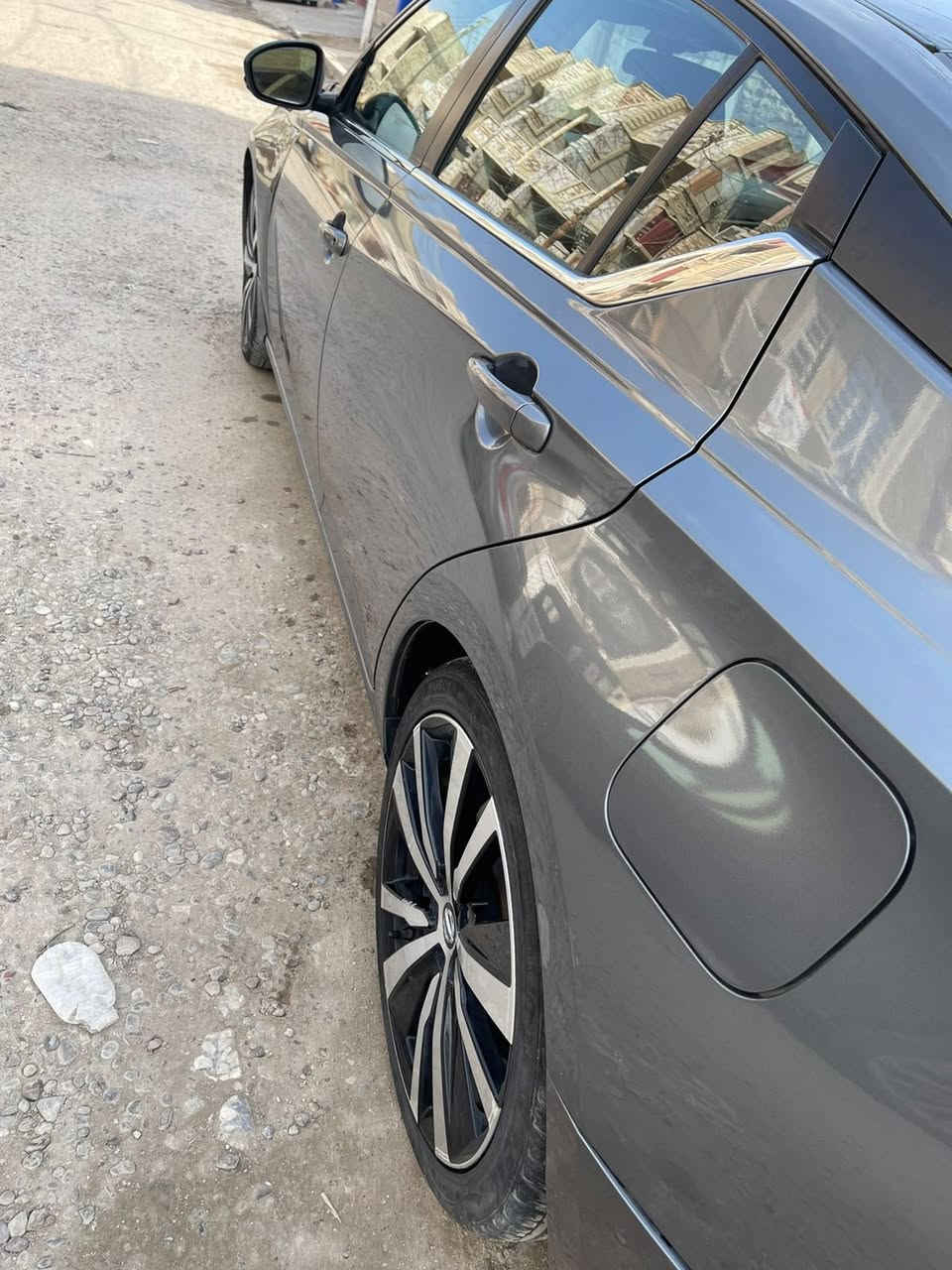 نيسان التيما ٢٠٢٠ sr
حادث تبديل بنيد فقط باقي مكفول من صبغ وتبديل 
شفتات ستيرن 
حساس خلفي 
رادار خلفي 
رادار امامي (عاطل) 
رادار جانبي 
تحديد مسار 
لايتات زينون 
لد نهاري 
ويل كب ١٩ 
داخل جلد 
شاشة اندرويد وابل كار
السعر :-14600$
***********
